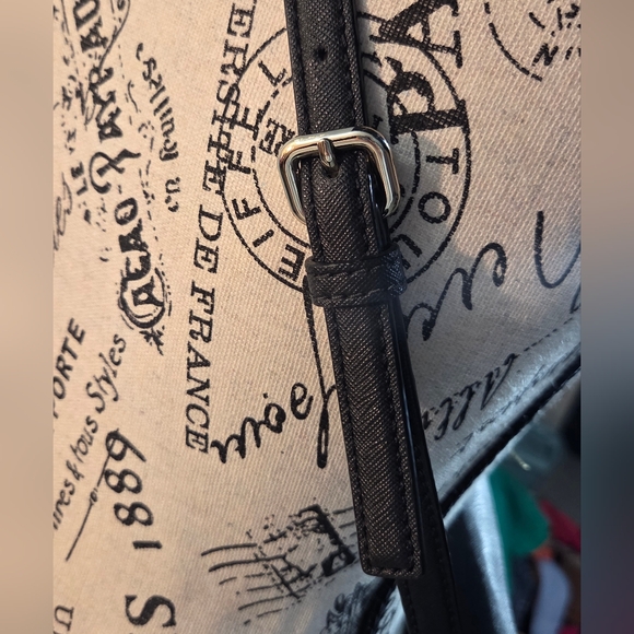 ✨️♠️Bundle♠️✨️ Kate Spade Crossbody Bag And Wallet!! - Picture 4 of 12